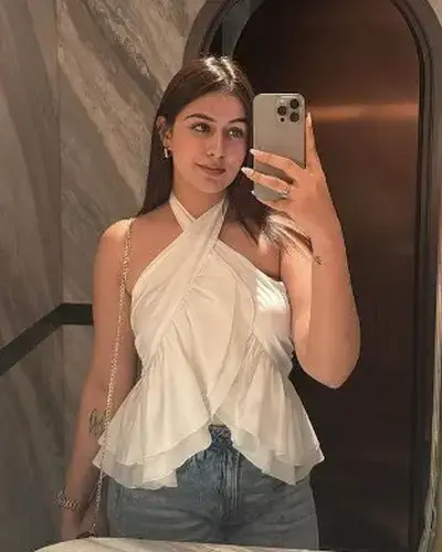Call Girl Mehgaon